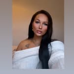 Tara Langley - @tara_jayne138 - Instagram