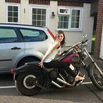 @tara.lock - Instagram