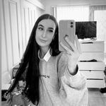 tara ♡ - @taralock_ - Instagram