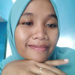 Tara - @taraloopeloopee - Instagram