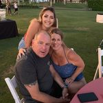 Tara Lowman - @taralowman_42 - Instagram