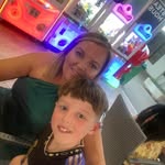 Tara McManus - @t.mcmanus79 - Instagram