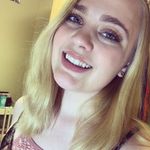 Tara Larkin Mott - @xhoneylarkinn - Instagram