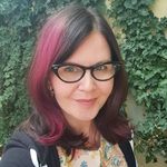 Tara Ostrowski - @taravosew - Instagram