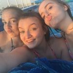 Tara Poe - @t__ara_p.__oe - Instagram
