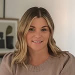 Tara Horton - @tarasellzhomez - Instagram