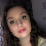 Tara Steiner - @taramayxx - Instagram