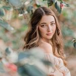 Tara Tomlinson Portraits - @taratomlinsonportraits - Instagram
