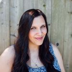 Taryn Bennett - @taryn.raisethemwell - Instagram