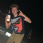 Taryn Carter - @nyrat.spam - Instagram