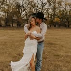 Taryn Compton - Facebook