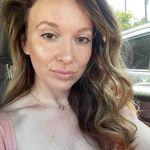 Taryn Dixon - @talkswithtaryn_ - Instagram