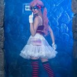 Taryn Dixon Featherwood - @taryndixonfeather - Instagram