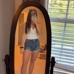 @taryngrantscloset - Instagram