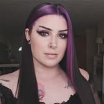 Taryn Logan - @thatweirdgothmom - Instagram