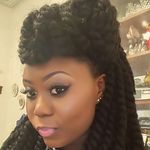 Taryn Ross - @rossthemakeupboss - Instagram