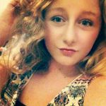 Taryn Stratton - @tarebear1989 - Instagram