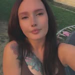 Taryn Young - @ghettoclassy126 - Instagram