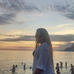 Natasha Arthur - @natasha.rodrigues.7 - Instagram