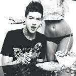Travis tatum mills - @tmilsvzla - Instagram