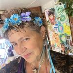 Tawny Green-Womanic Art - @womanic.art - Instagram