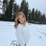 Taylor - @taylor.benzel - Instagram