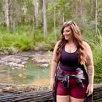 Taylor Bloomfield - @taygrace_x - Instagram