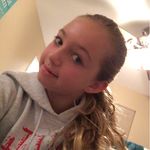 Taylor Boes - @tayvivianboes - Instagram
