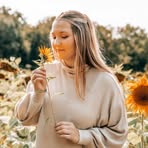 Taylor Booker - Facebook