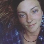 Taylor Bowling - @juneethemoon - Instagram