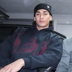 Taylor Carrington - @_taylorcarrington - Instagram