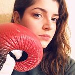 Taylor Caruso - @sur_prisa - Instagram