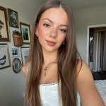 Taylor - @taylor.comiskey - Instagram