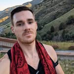 Taylor Galusha - @tagtaylorsit - Instagram