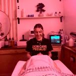Taylor Haney | Licensed Esthetician 🧖🏻‍♀️ - @taylortheestii - Instagram