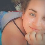 Taylor Hanks - @thatbishh95 - Instagram