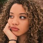 @tay.lor.harp - Instagram