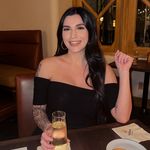 Taylor - @taylorholbert - Instagram