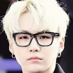 Taylor Marler - @kpop_cures_everything - Instagram
