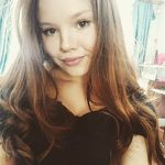 Taylor McFarlane - @miroslava_demidova3312 - Instagram