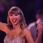 𖥻𓈒 𝘁𝗮𝘆𝗹𝗼𝗿 means safe place ✦ - @all4taylorswift - Instagram