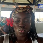 Taylor Nason - @tay_nay15 - Instagram