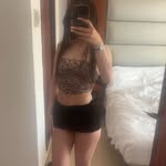 Taylor Newlands - @taylornewlandsx - Instagram