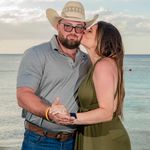 Taylor Newton - @theycallmetay_tay - Instagram
