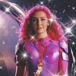 LAVA GIRL 🤍 - @taylordooley_fanpage - Instagram