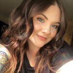 Taylor Rickard - @taylorizetta - Instagram