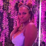 Taylor Rutledge | Pastry Chef - @t.nic0le - Instagram