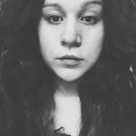 Taylor Schoonover - @thewolfshirt - Instagram