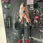 Taylor Sheehan - @simplytryingtosurvive - Instagram