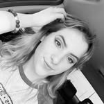 Taylor Siebert - @taylorsesthipage - Instagram